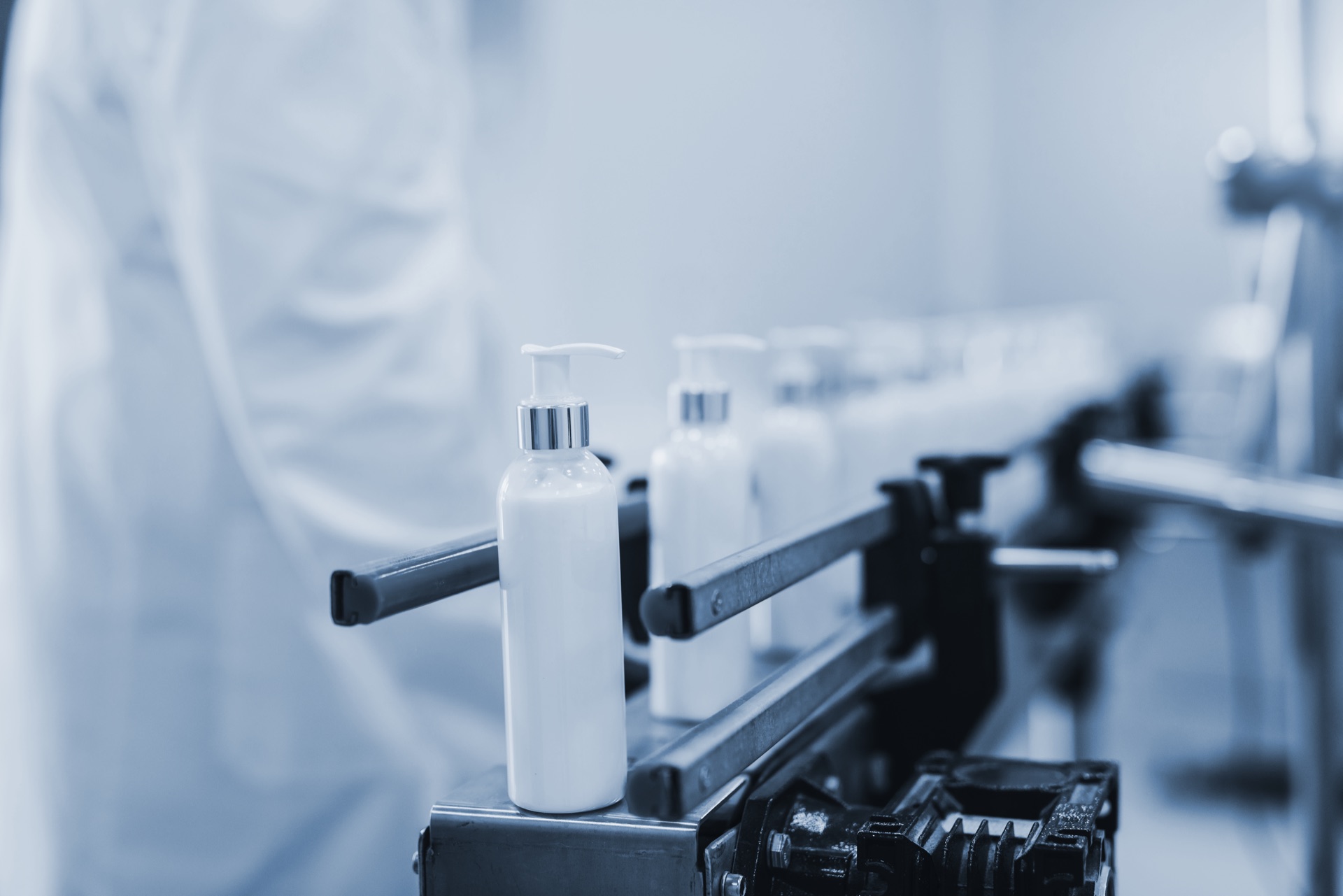 Lubry Produktion – Abfülllinie für Kosmetikprodukte, Made in Germany